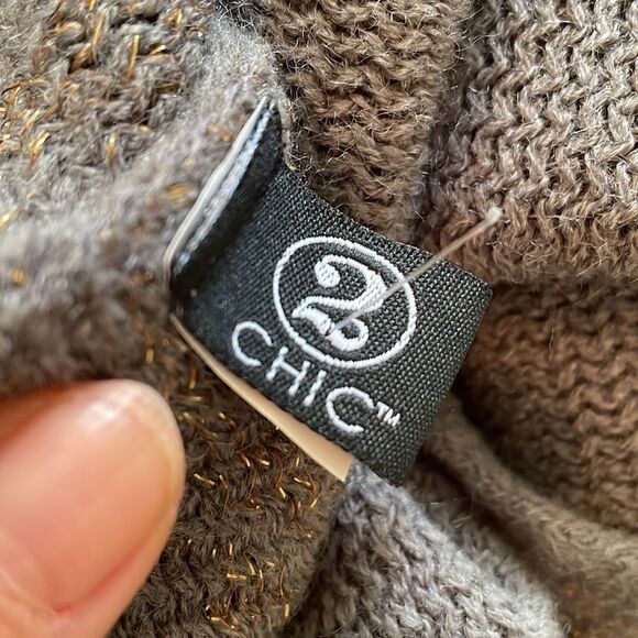 Nwot 2 Chic gray acrylic sweater with metallic gold thread - Picture 8 of 11